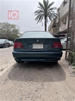 بی ئێم دەبڵیو سیریەس 5